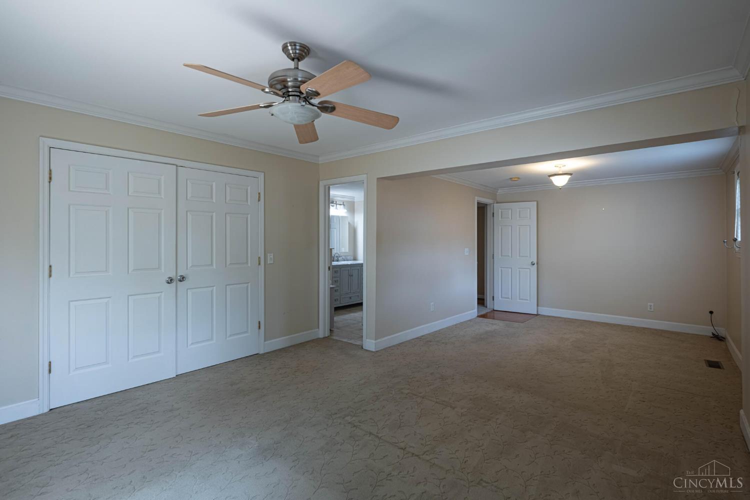 567 Lang Road Cincinnati, OH 45244 - Photo 26 of 35