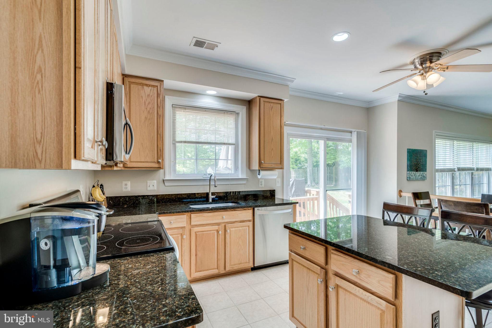 8735 Scott Street Springfield, VA 22153 - Photo 10 of 44 Gallery Image 10