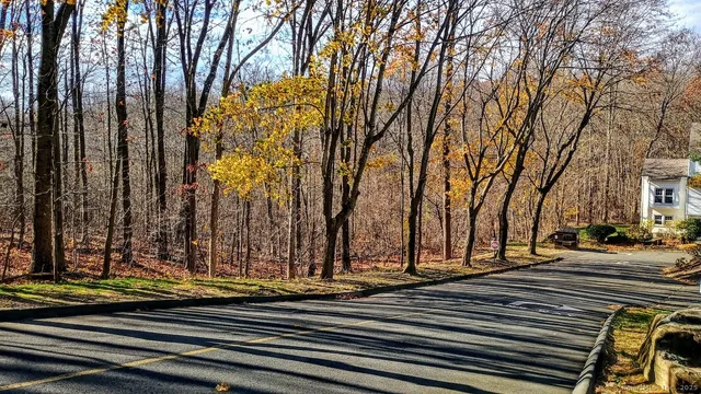 $225,900 | 380 Hitchcock Road, Unit 255, Waterbury, CT 06705