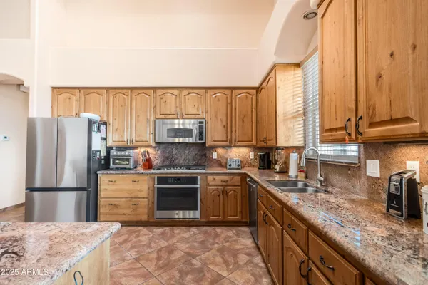 $577,000 | 6116 East Andalusian Court, Hereford, AZ 85615