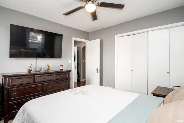 $230,000 | 304 North Magnolia Street, Elmwood, IL 61529