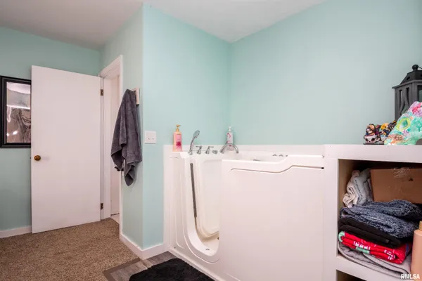 $230,000 | 304 North Magnolia Street, Elmwood, IL 61529