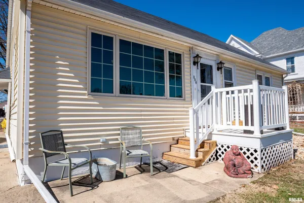 $230,000 | 304 North Magnolia Street, Elmwood, IL 61529