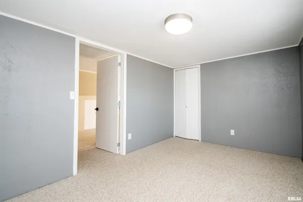 $230,000 | 304 North Magnolia Street, Elmwood, IL 61529
