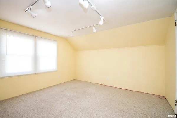 $230,000 | 304 North Magnolia Street, Elmwood, IL 61529