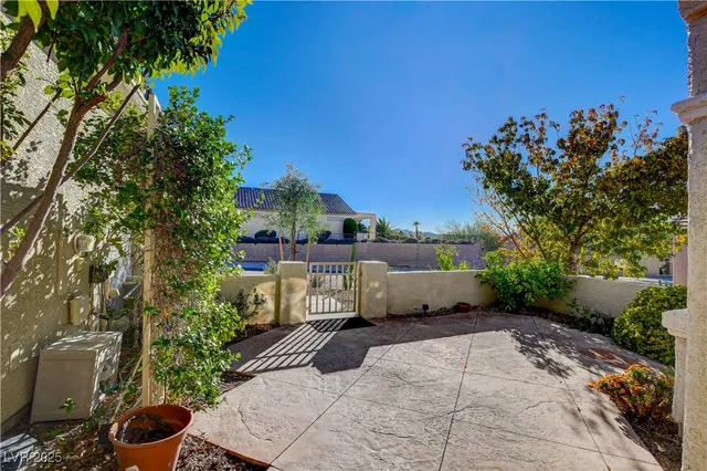 $2,095 | 2682 Grand Forks Road, Henderson, NV 89052