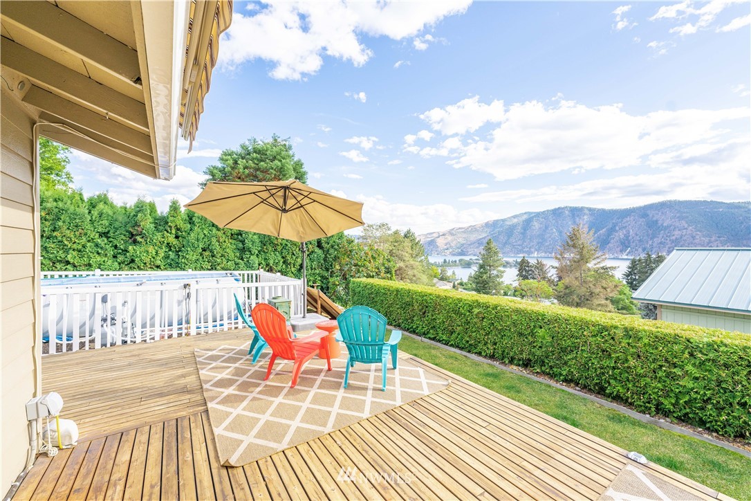 96 Division Street Manson, WA 98831 - Photo 1 of 32 Gallery Image 1