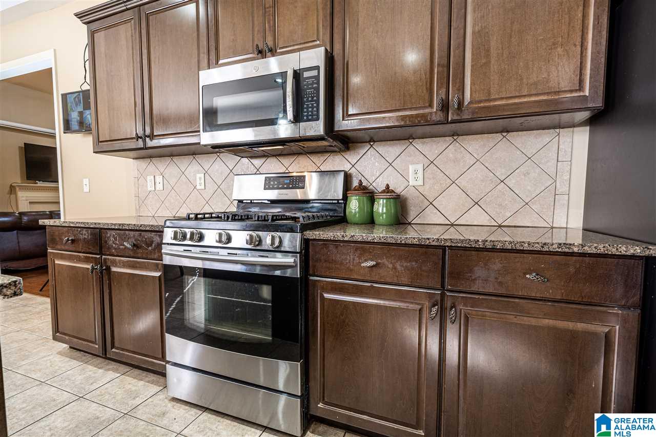 2051 Chalybe Way Bessemer, AL 35022 - Photo 12 of 49