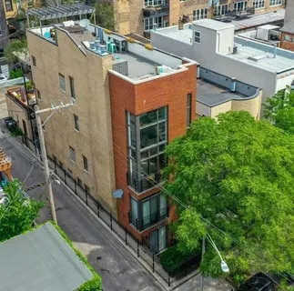 $849,000 | 1746 West Pierce Avenue, Unit 2, Chicago, IL 60622