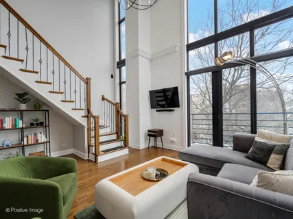 $849,000 | 1746 West Pierce Avenue, Unit 2, Chicago, IL 60622