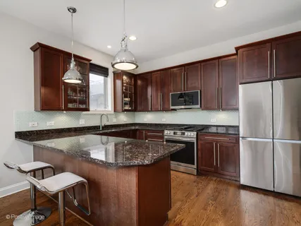 $849,000 | 1746 West Pierce Avenue, Unit 2, Chicago, IL 60622