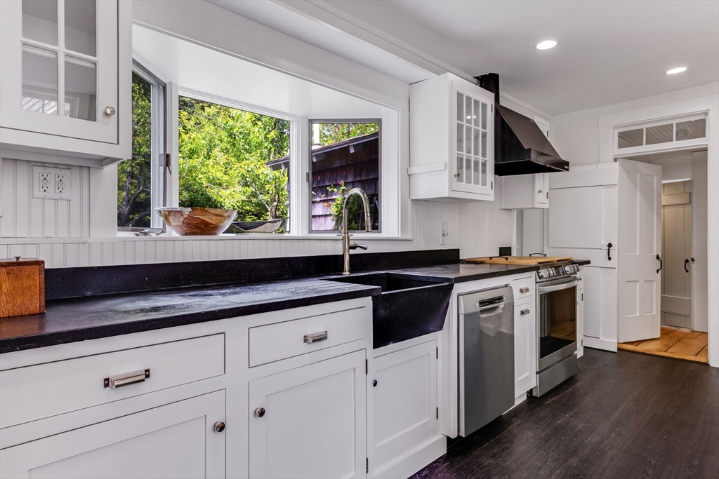 188 Rock Harbor Road Orleans, MA 02653 - Photo 11 of 42