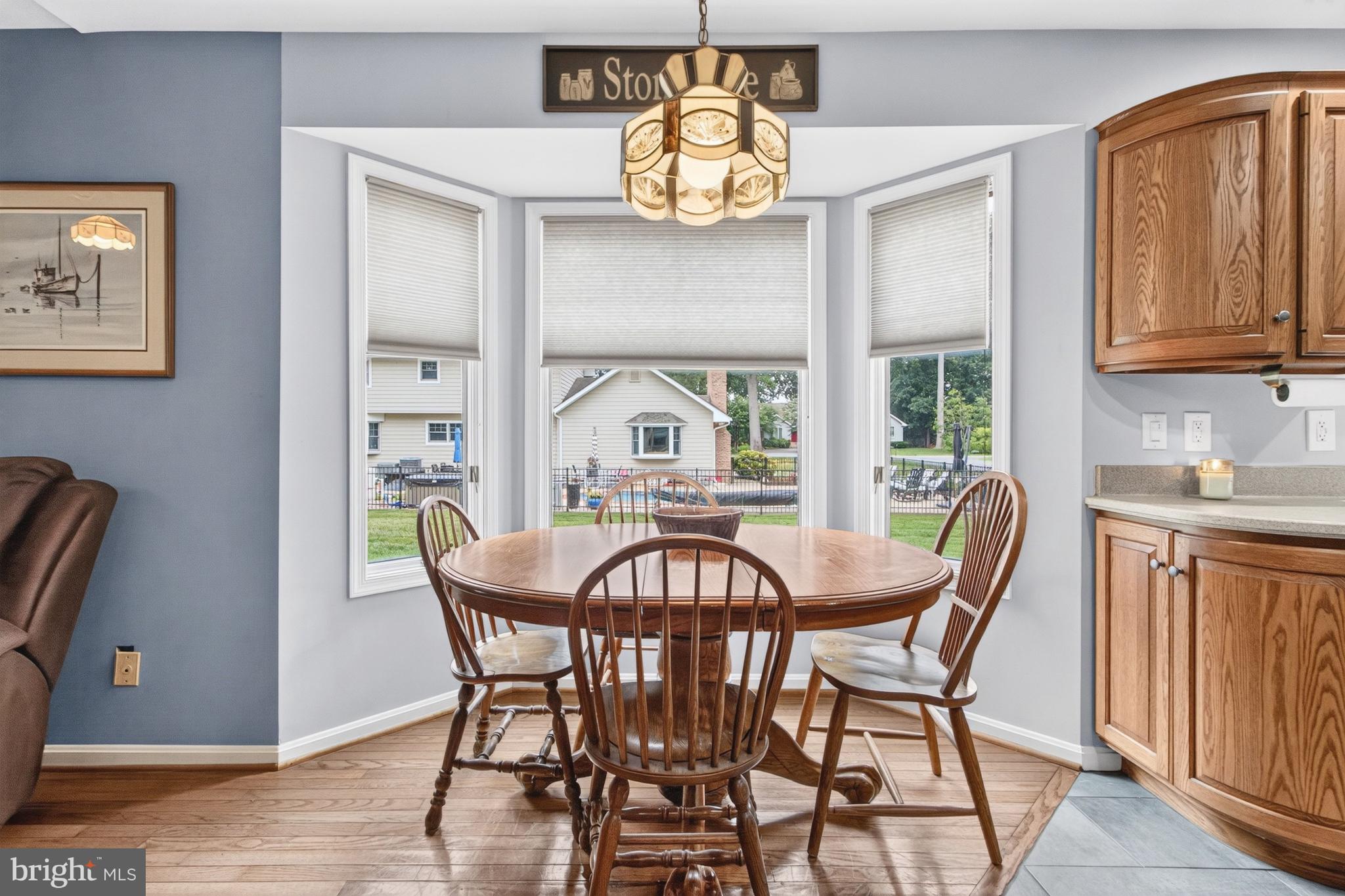 21 Cardiff Road Rehoboth Beach, DE 19971 - Photo 24 of 68 Breakfast area w/ bay window