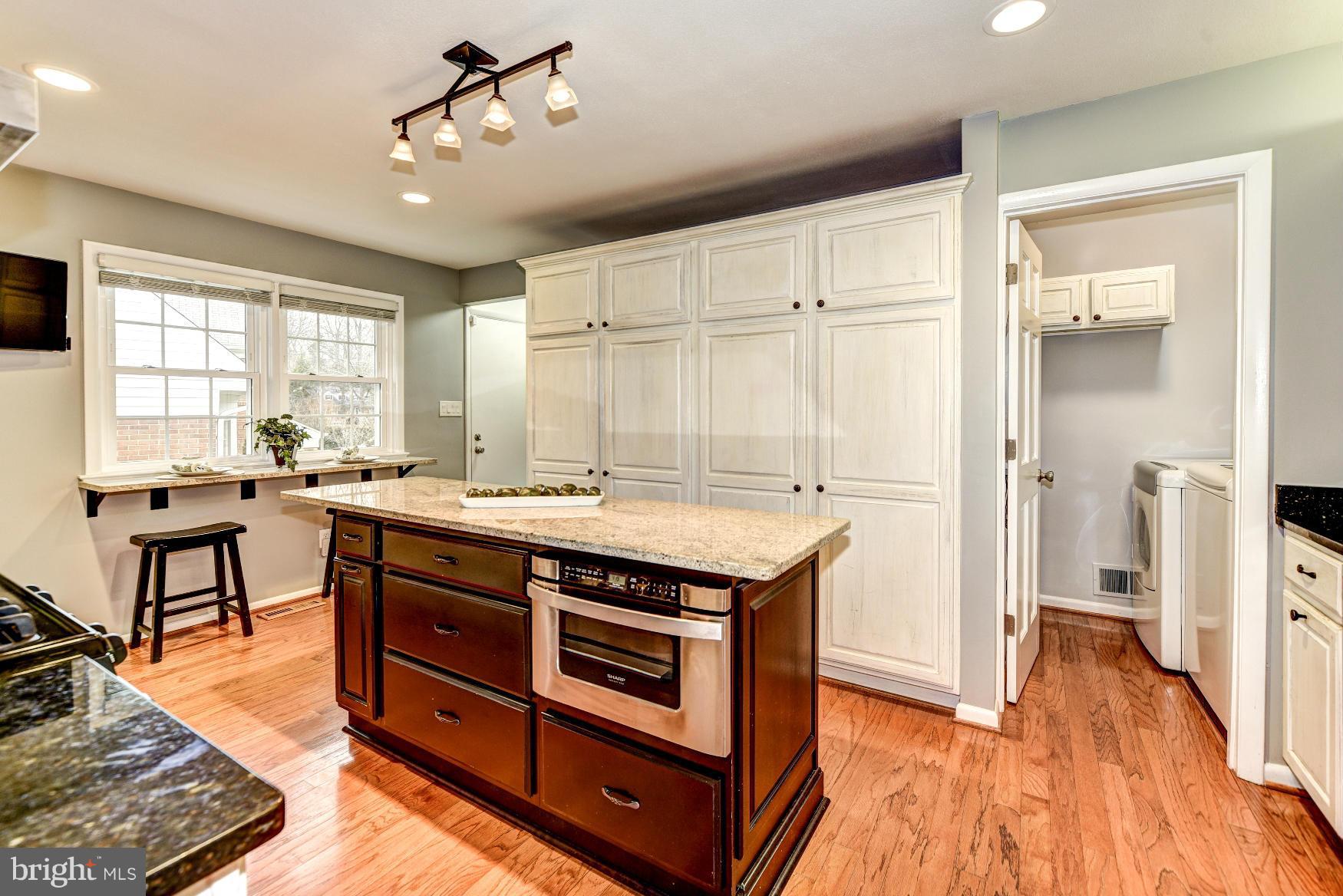 6116 Overlea Road Bethesda, MD 20816 - Photo 3 of 7 Interior (General)