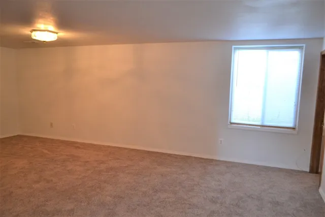 $274,900 | 526 Olive Court, Mulvane, KS 67110