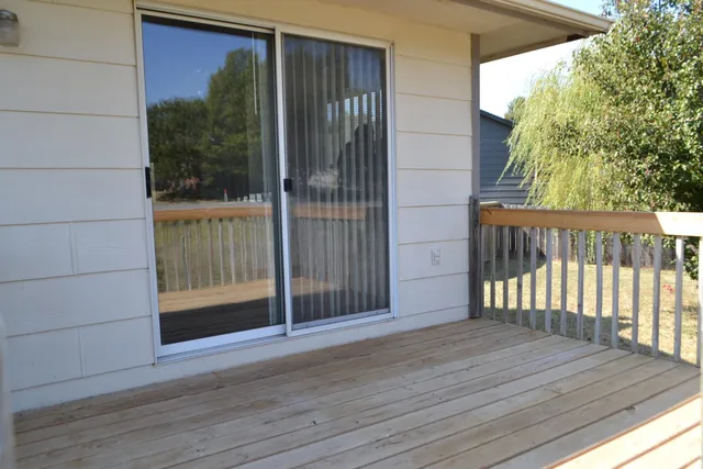 $274,900 | 526 Olive Court, Mulvane, KS 67110