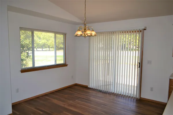 $274,900 | 526 Olive Court, Mulvane, KS 67110