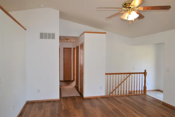 $274,900 | 526 Olive Court, Mulvane, KS 67110