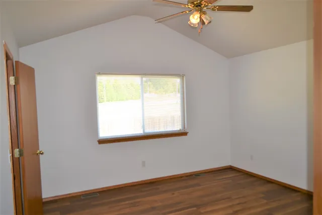 $274,900 | 526 Olive Court, Mulvane, KS 67110