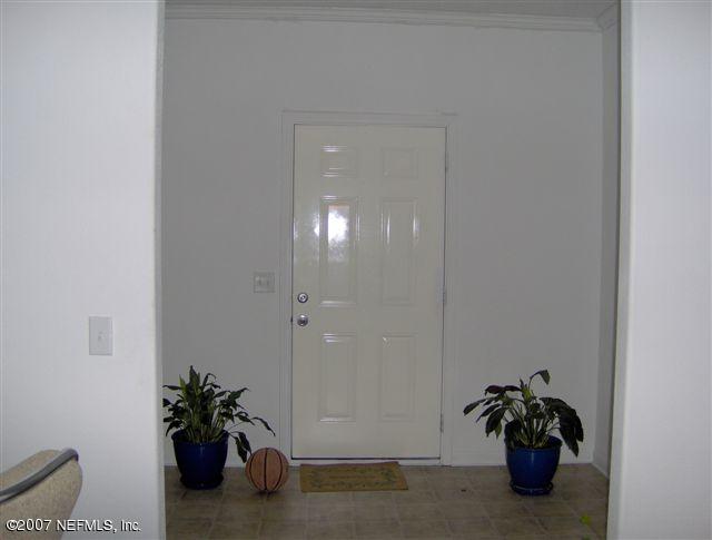 220 Tanner School Bus Road Florahome, FL 32140 - Photo 3 of 13 foyer