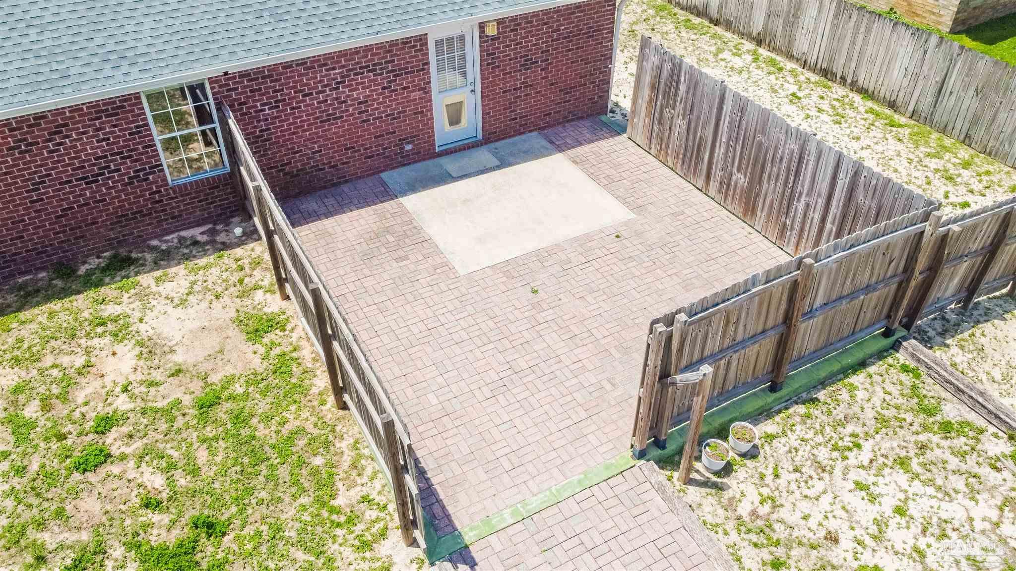 2104 Frontera Street Navarre, FL 32566 - Photo 10 of 47
