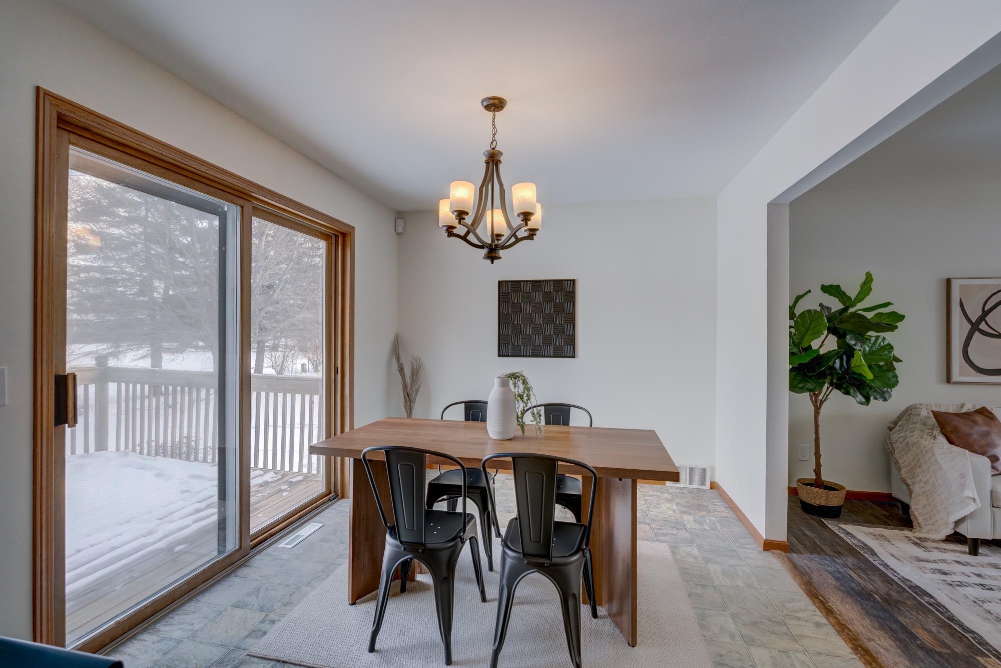 3149 Silverton Trail Madison, WI 53719 - Photo 13 of 57