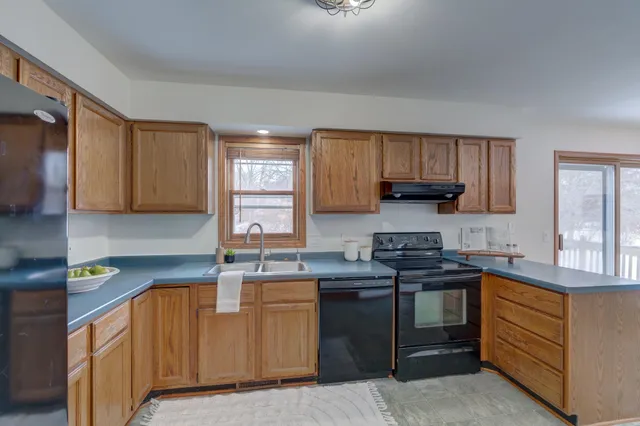 $350,000 | 3149 Silverton Trail, Madison, WI 53719