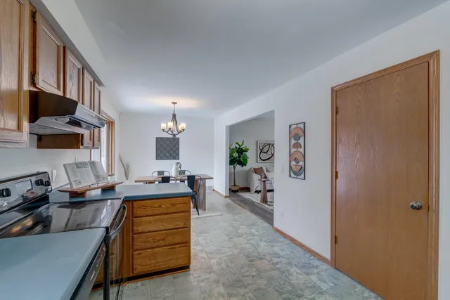 $350,000 | 3149 Silverton Trail, Madison, WI 53719