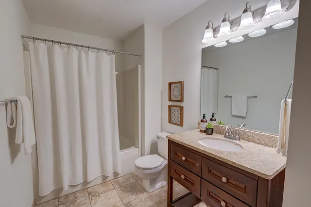 $350,000 | 3149 Silverton Trail, Madison, WI 53719