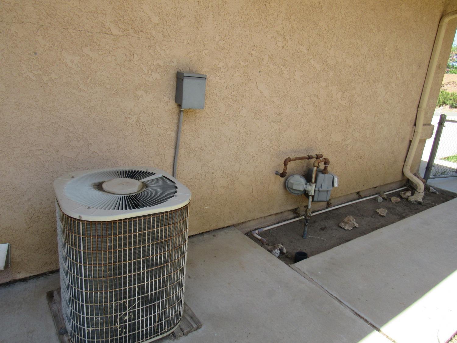 20008 Springhill Avenue Tehachapi, CA 93561 - Photo 23 of 32 Gallery Image 23