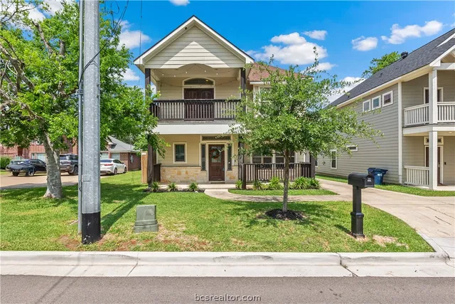 $3,850 | 1611 Park Place, College Station, TX 77840