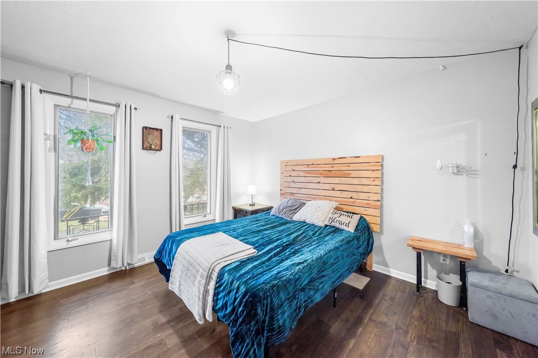 27909 Knickerbocker Road Bay Village, OH 44140 - Photo 11 of 35 Gallery Image 11