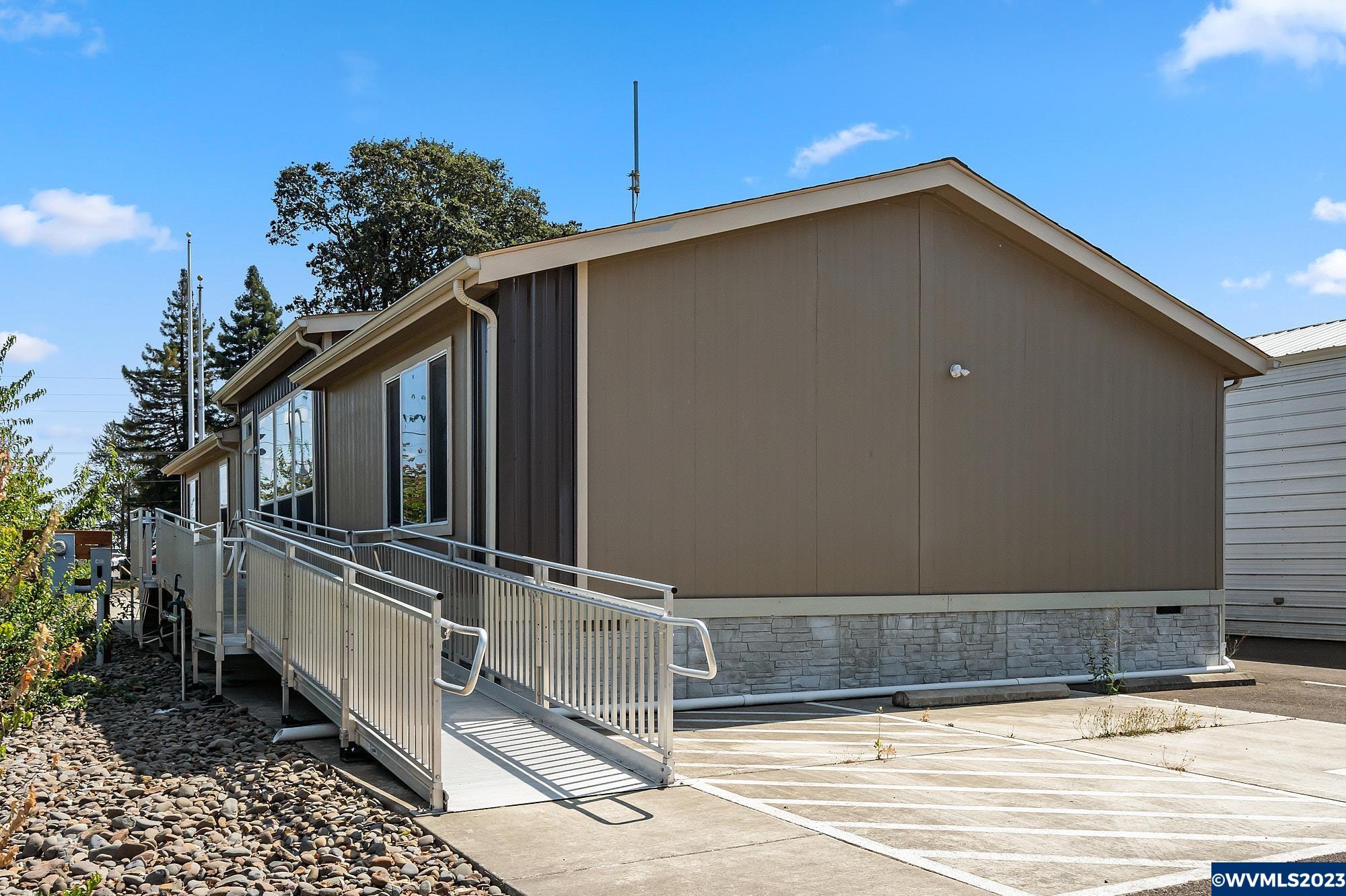 3360 Conser Road Northeast Albany, OR 97321 - Photo 3 of 24 Gallery Image 3