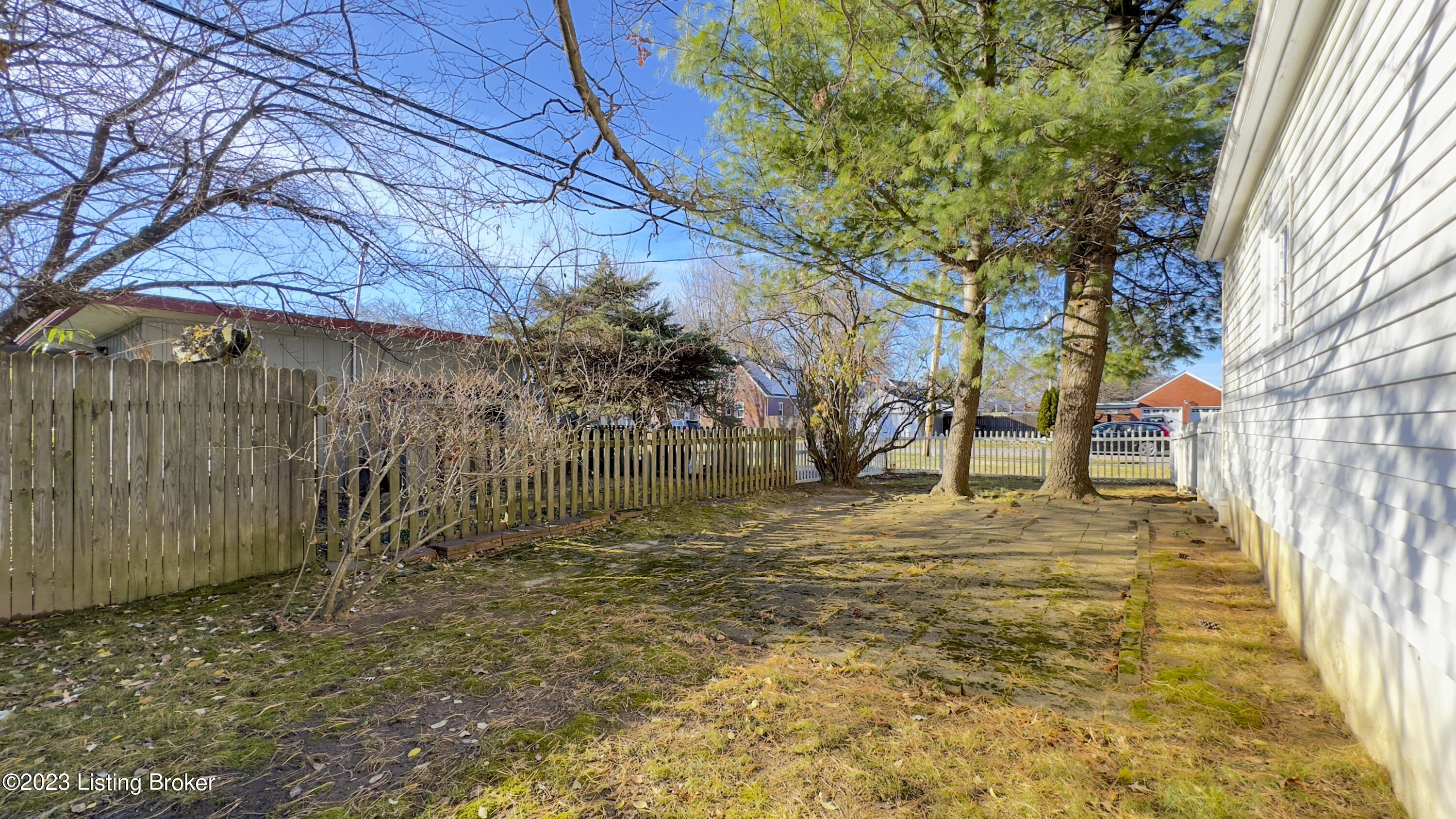 200 Fairmeade Road Louisville, KY 40207 - Photo 34 of 39 Backyard
