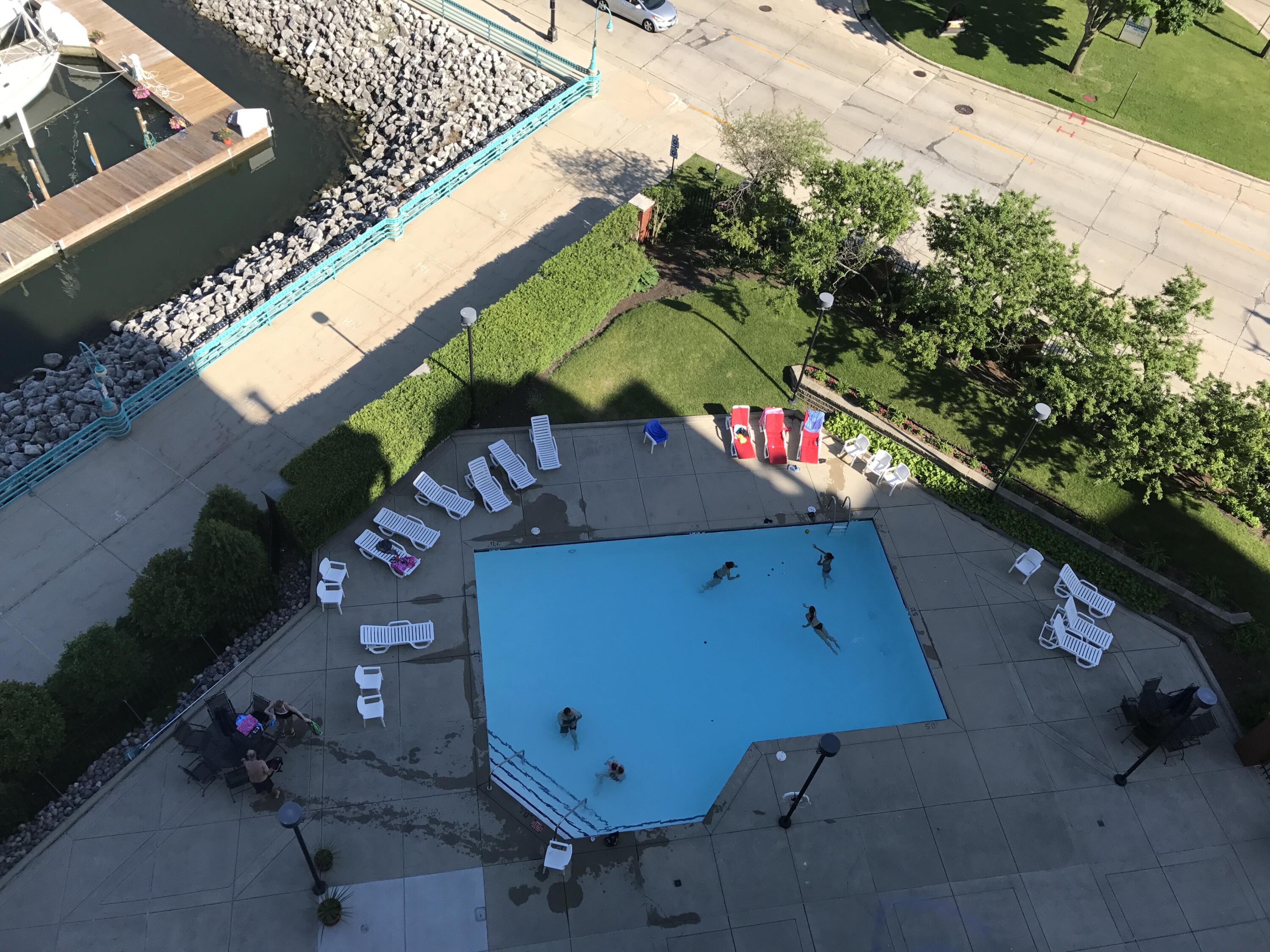 333 Lake Avenue, Unit 806 Racine, WI 53403 - Photo 19 of 62 3J_LST 806 Balcony Pool VIew