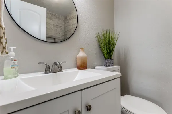 $2,100 | 13979 Towneway Drive, Sugar Land, TX 77498