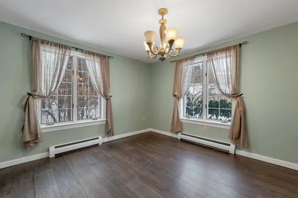 $699,999 | 53 Oak-Knoll Road, Meredith, NH 03253