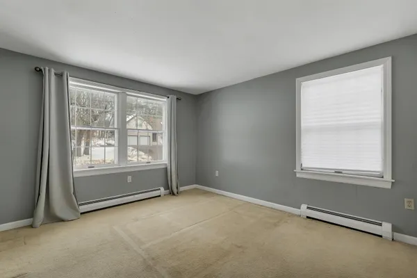 $699,999 | 53 Oak-Knoll Road, Meredith, NH 03253