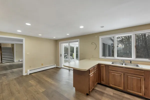 $699,999 | 53 Oak-Knoll Road, Meredith, NH 03253