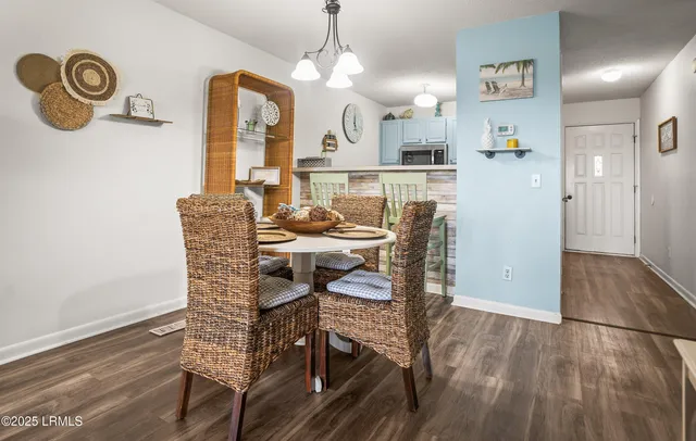 $305,000 | 186 Beach Club Villa Drive, Unit 186, Fripp Island, SC 29920