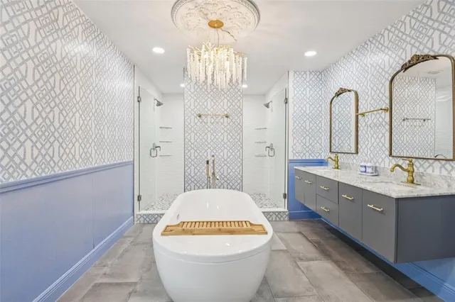 a view of walk in closet