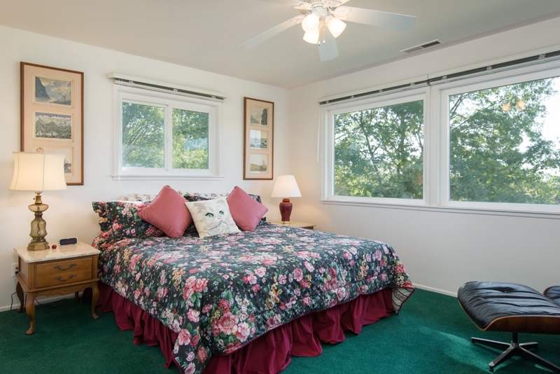 2466 Wynola Road Julian, CA 92036 - Photo 20 of 25 One of the four upstairs bedrooms.