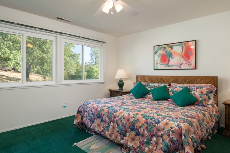 2466 Wynola Road Julian, CA 92036 - Photo 23 of 25 Four of the four upstairs bedrooms.