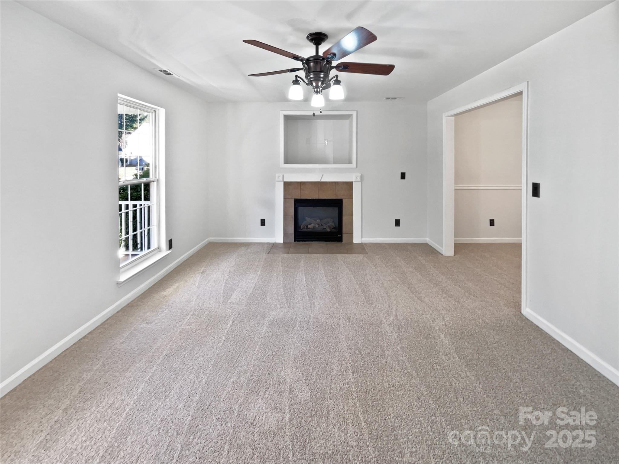 2720 Black Cherry Drive Charlotte, NC 28262 - Photo 3 of 22