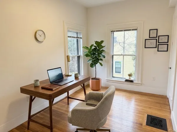 $6,250 | 23 Avon Street, Unit 2, Cambridge, MA 02138