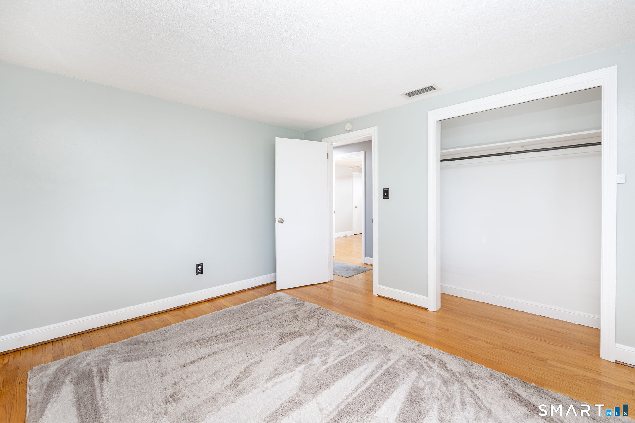 5 Dalewood Road Newington, CT 06111 - Photo 20 of 38