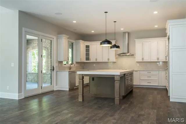 $1,640,000 | 805 Silver Buck Lane, Chesterfield, MO 63005