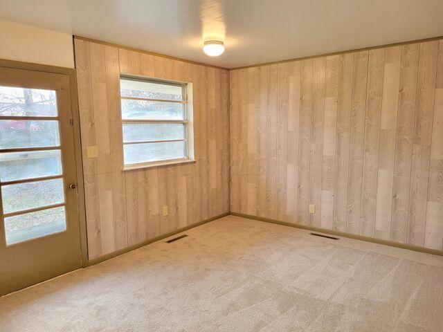 245 East Alcott Road Columbus, OH 43207 - Photo 5 of 10 245 2