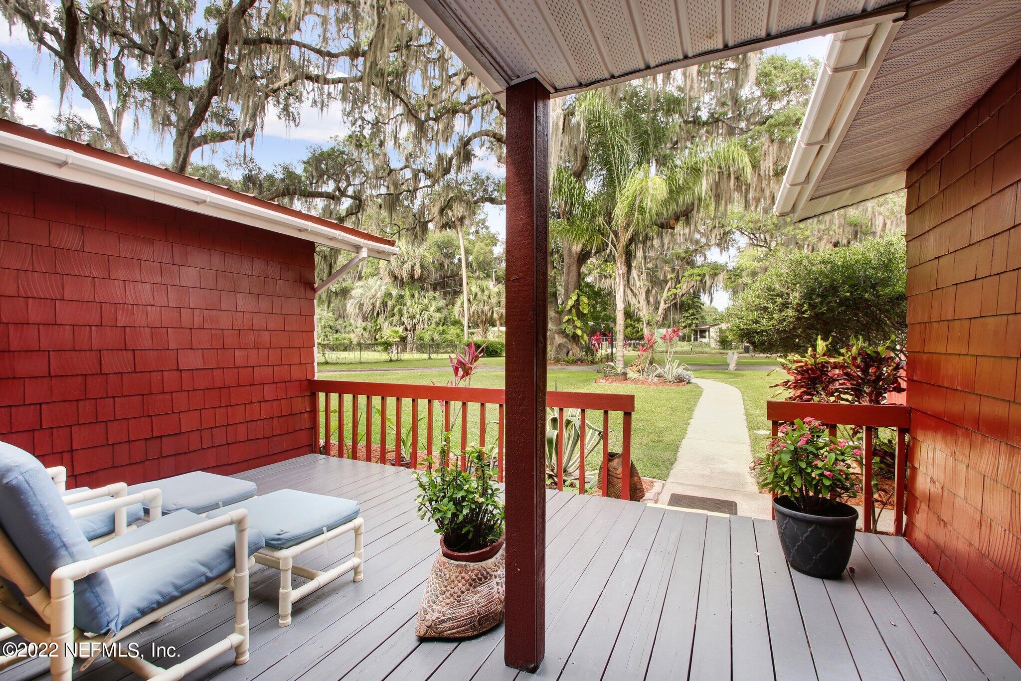 101 Orange Street Satsuma, FL 32189 - Photo 33 of 67 a house view with a seating space