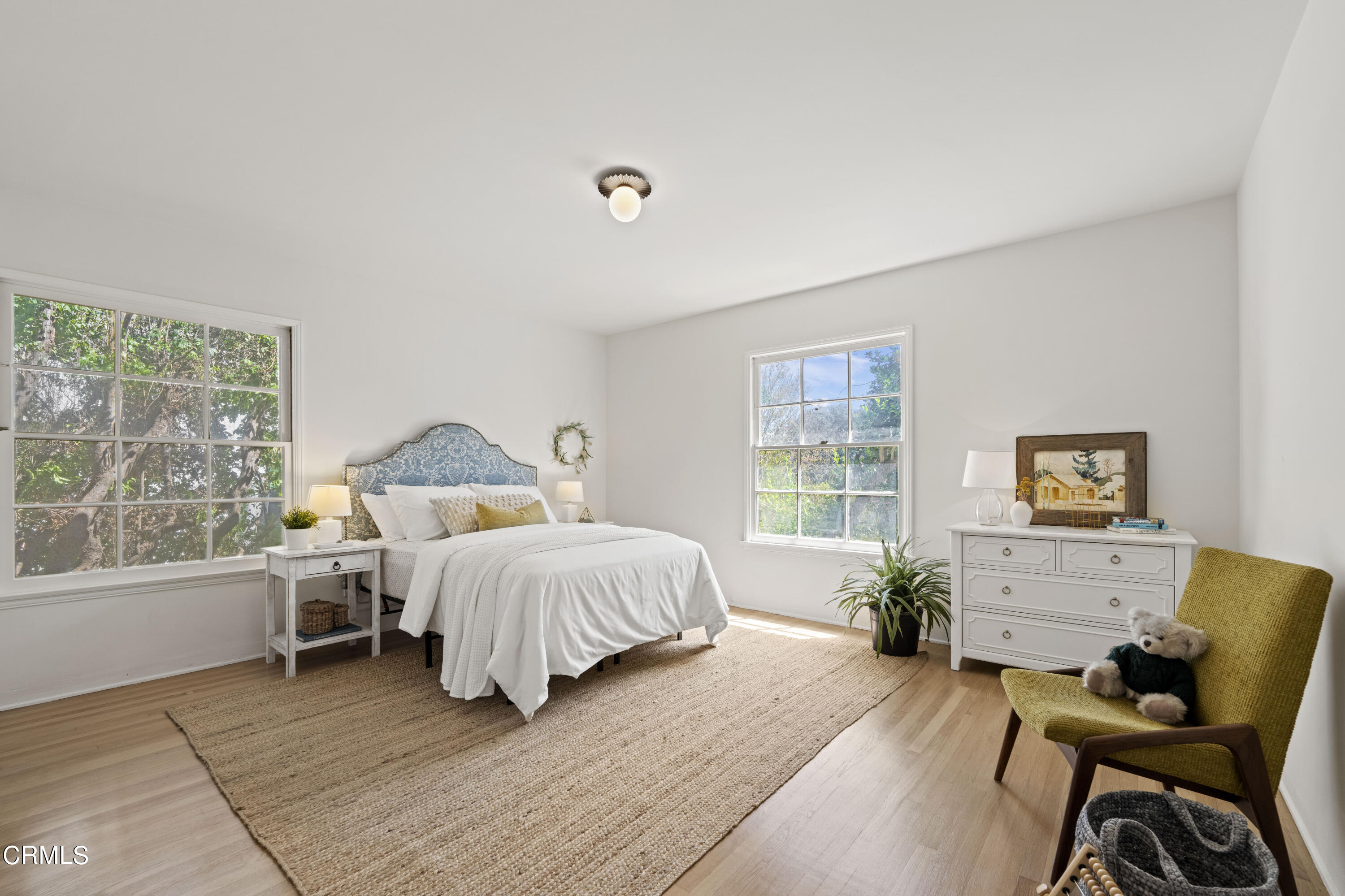 1887 Homewood Drive Altadena, CA 91001 - Photo 14 of 27 a bed room with a bed and a chair